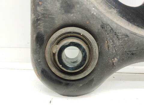Foto 3ª: Brazo Suspension Delantero Derecho Peugeot 208 1.2 12V E-VTI 82CV 60KW [HM05] (2019)