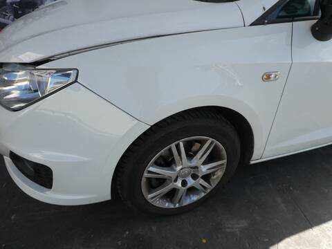 Foto 3ª: Aleta Delantera Izquierda Seat Ibiza CAY BERLINA (2010)