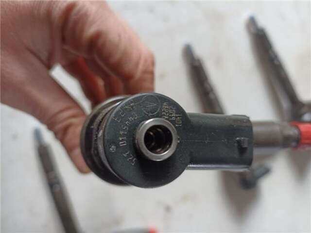 Foto 2ª: Inyectores Opel Astra 1.7 CDTI [Z 17 DTH]