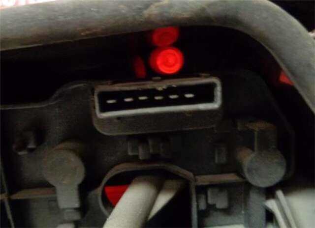 Foto 3ª: Piloto Trasero Derecho Citroen Xsara 1.4 I [KFX (TU3JP)]
