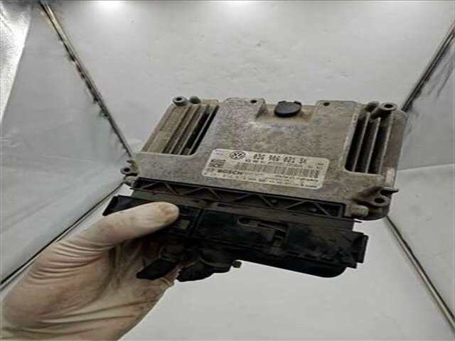 Centralita Motor ECU Seat Altea 1.9 ERENCE [1.9 LTR. - 77 KW TDI]