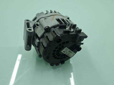 Foto 3ª: Alternador Mercedes Clase C 160 C 250 T CDI 4MATIC BLUETEC 205.209) 204CV 150KW FAMILIAR [651921] (2014)