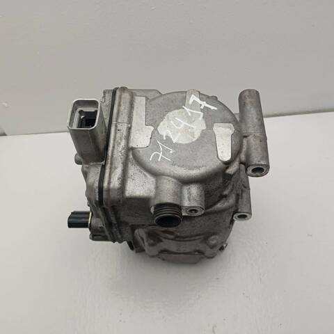 Foto 2ª: Compresor Aire Acondicionado Toyota Auris 1.8 16V CAT HIBRIDO) 99CV 73KW (2017)