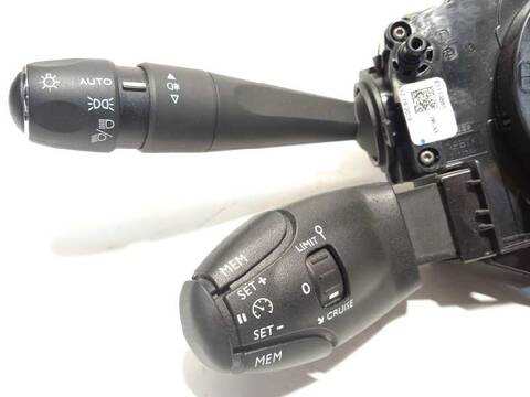 Foto 3ª: Mando Multifuncion Peugeot 208 GT LINE 131CV 96KW [HN05] (2020)
