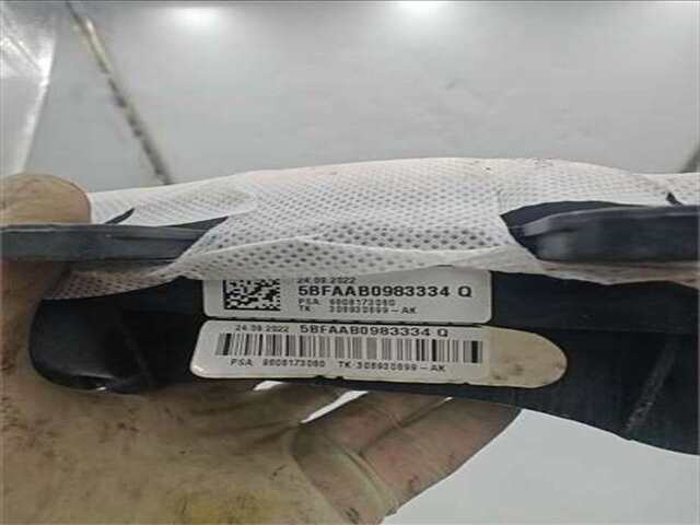 Foto 3ª: Airbag Delantero Derecho Fiat Talento 1.6 L1H1 1.0T BASIS (N1) [1.6 LTR. - 70 KW TURBODIESEL ECOJET]