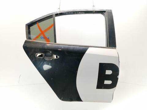 Puerta Trasera Derecha Toyota Corolla 1.8 VVTI HYBRID ZWE211)