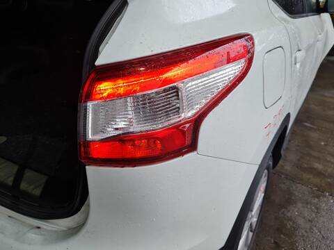 Piloto Trasero Derecho Nissan Qashqai ACENTA 116CV 85KW