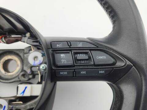 Foto 2ª: Volante Toyota Yaris 1.5 HYBRID MXPH11) 92CV 68KW [M15A-FXE] (2022)