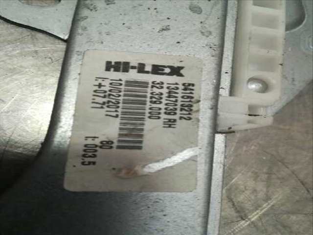 Foto 4ª: Elevalunas Eléctrico Delantero Derecho Opel Corsa EXPRESSION 75CV 55KW [B14XER] (2017)