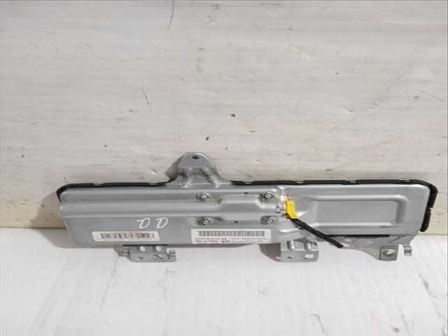 Foto 2ª: Airbag Delantero Derecho Mercedes Clase C 160 CLK 240 209.361) 170CV [M 112.912] (2002)