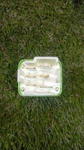 Foto 3ª: Caja Reles Fusibles Lexus LX 4.7 G 470 V8 (2002)