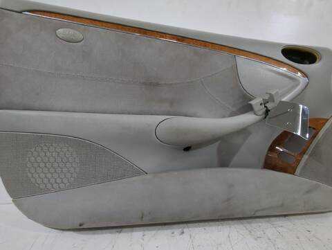 Foto 3ª: Tapizados Cartoneras Mercedes Clase C 160 CLK 240 209.361) 170CV [M 112.912] (2002)