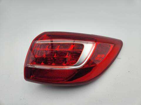 Piloto Trasero Derecho Kia Sportage DRIVE 4X2 136CV 100KW