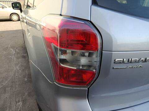 Piloto Trasero Izquierdo Subaru Forester EE20