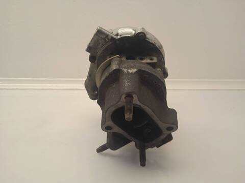 Foto 3ª: Turbocompresor Nissan Almera 2.2 DCI DIESEL CAT 112CV 82KW (2001)