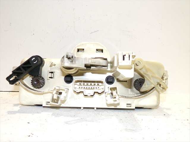 Foto 3ª: Mando Calefacción A. A. Renault Modus 1.5 DCI 2004-2007 [K9KJ7] (2005)