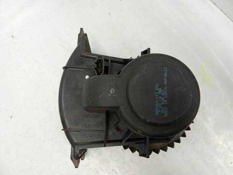 Foto 4ª: Ventilador de Calefacción Volkswagen Transporter 2.0 TDI 140CV 103KW FURGONETA [CAAC,CCHA] (2010)