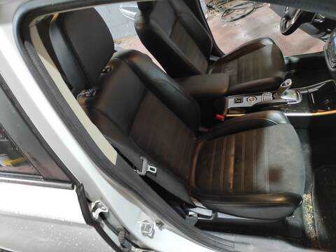Asiento Delantero Derecho Mitsubishi Outlander 4B11
