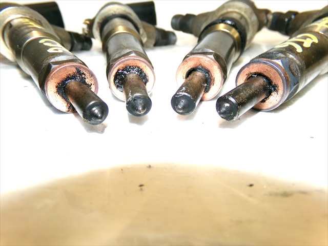 Foto 2ª: Inyectores Citroen C3 1.4 HDI 2002-2010 [8HX] (2003)