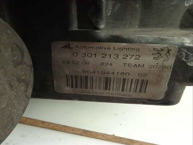 Foto 2ª: Faro Derecho Peugeot 407 2.0 16V HDI FAP 140CV 103KW [RHR] (2004)