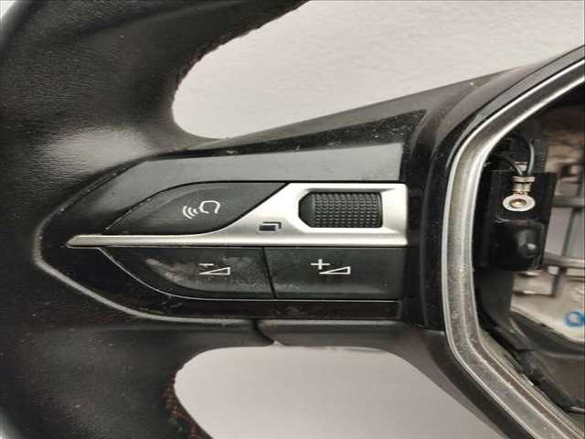 Foto 3ª: Volante Peugeot 3008 ALLURE 120CV 88KW [BH01] (2017)