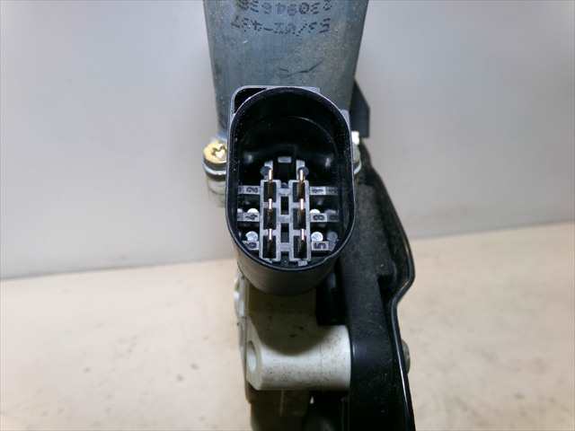 Foto 4ª: Elevalunas Eléctrico Delantero Derecho Bmw Serie 5 525 2.5 D E60 2004-2010 [256D2] (2005)