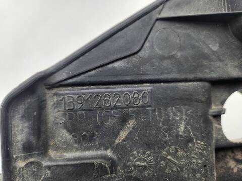 Foto 2ª: Soporte Faro Derecho Peugeot Boxer 330 L1H1 PACK BLUEHDI 130 130CV 96KW FURGON [AH03] (2016)