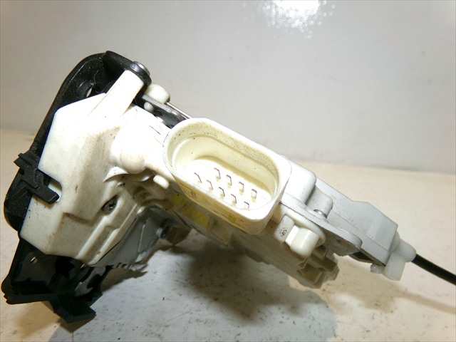 Foto 4ª: Cerradura Puerta Delantera Izquierda Seat Exeo 2.0 TDI RANCHERA 2009-2013 [CAG] (2010)