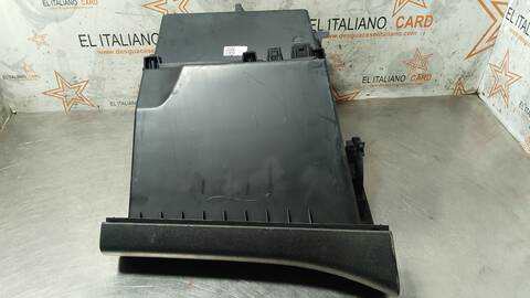 Foto 3ª: Guantera Opel Combo EDITION PLUS XL 102CV 75KW [YH01] (2019)