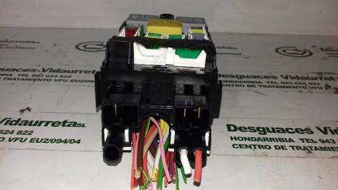 Foto 3ª: Caja Reles Fusibles Citroen C4 FEEL PICASSO 130CV 96KW [HNY] (2016)