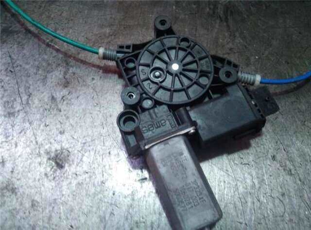 Foto 3ª: Elevalunas Eléctrico Delantero Derecho Opel Corsa 1.3 CDTI [A 13 DTC]