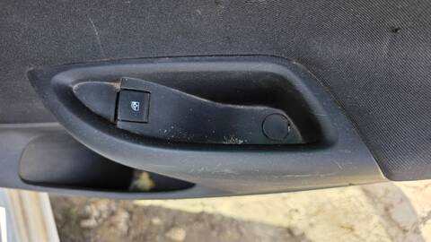 Botonera Elevalunas Opel Astra DYNAMIC START/STOP 105CV 77KW