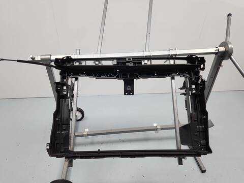 Foto 4ª: Panel Frontal Volkswagen Golf 1.6 TDI 105CV 77KW [CLHA] (2014)