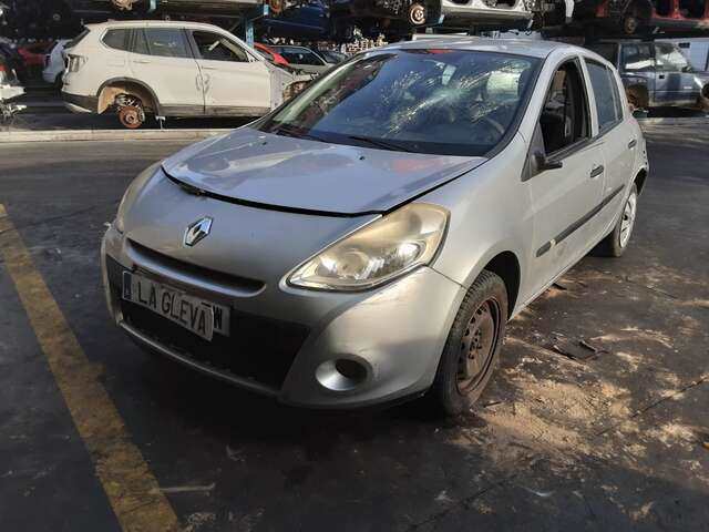 Mangueta Delantera Izquierda Renault Clio 1.2 16V 75CV 0CV