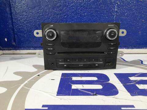 Sistema Audio Radio CD Renault Trafic 90CV