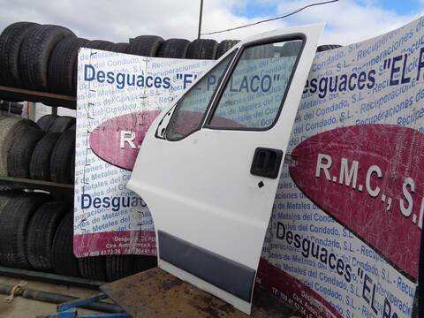 Foto 4ª: Puerta Delantera Izquierda Fiat Ducato 2.3 JTD CAT 110CV 81KW CAJA CERRADA [F1AE0481C] (2004)