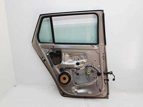 Foto 4ª: Puerta Trasera Izquierda Skoda Fabia CLASSIC 80CV 59KW FAMILIAR [BNV] (2010)