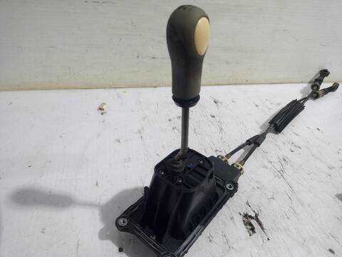 Foto 3ª: Palanca de Cambio Nissan Micra SPORT 80CV [CR12DE] (2002)