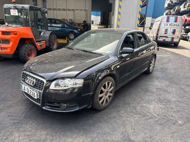 Mangueta Delantera Izquierda Audi A4 2.0 TDI140CV AVANT BERLINA