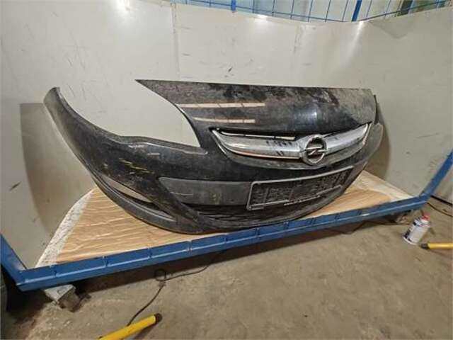 Foto 3ª: Paragolpes Delantero Opel Astra 1.3 SELECTION [1.3 LTR. - 70 KW 16V CDTI]