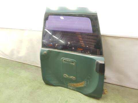 Foto 2ª: Puerta Trasera Derecha Nissan Patrol 3.0 16V TD 158CV 129CV [ZD30DDTI] (1997)