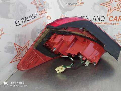 Foto 4ª: Piloto Trasero Derecho Toyota Rav4 EXECUTIVE 150CV 110KW [2AD] (2011)