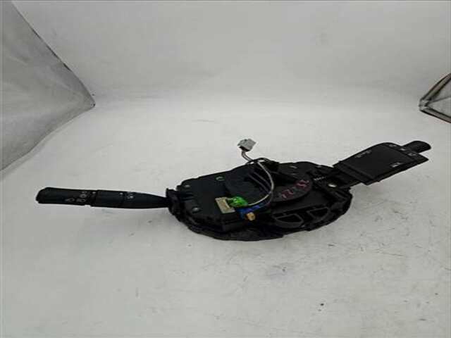 Foto 2ª: Mando Multifuncion Renault Megane 1.5 CONFORT EXPRESSION [1.5 LTR. - 74 KW DCI DIESEL] II BERLINA 5P (10.2002-_) [K9K-728]