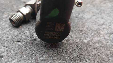 Foto 3ª: Inyectores Renault Master 2.3 DCI 145 FWD EV0E EV0F HV0E HV0F UV0E UV0F ... 146CV 107KW [M9T 678,M9T 680,M9T 706,M9T 708] (2018)