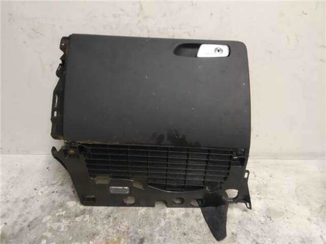 Guantera Audi A4 1.8 BASIS [1.8 LTR. - 118 KW 16V TFSI]