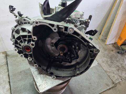 Caja Cambios Jeep Compass LIMITED 4X2 120CV 88KW