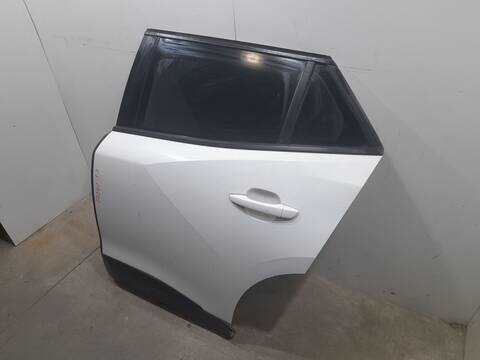 Foto 2ª: Puerta Trasera Izquierda Peugeot 2008 1.5 BLUEHDI 100 102CV 75KW [YH01] (2020)