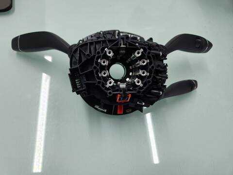 Foto 3ª: Mando Multifuncion Mercedes Clase G 230 GLC 250 D 4MATIC 253.909) 204CV 150KW [651921] (2024)