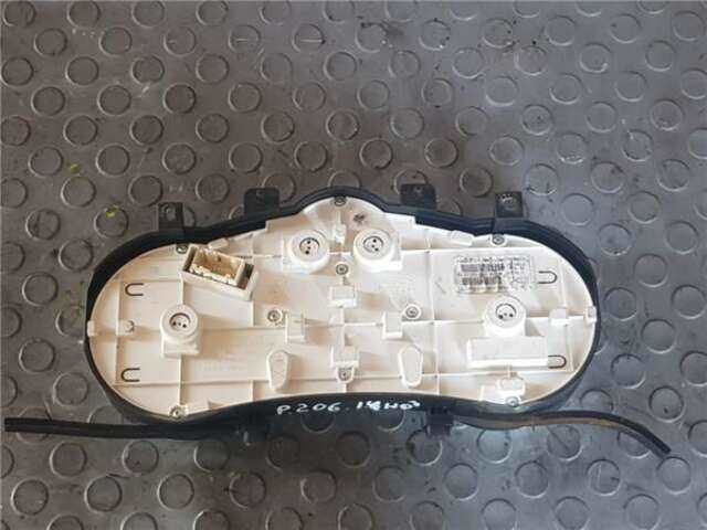 Foto 3ª: Cuadro de Instrumentos Peugeot 206 1.4 BÁSICO [1.4 LTR. - 50 KW HDI] [8HZ (DV4TD)]