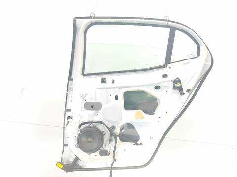 Foto 3ª: Puerta Trasera Derecha Renault Megane 1.5 DCI 110 B9A3) [K9K 657] (2015)
